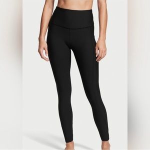 VSX Knockout By Victoria's Secret Medium Rise Form Fitting Black
